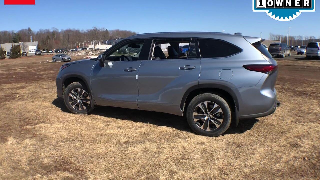 2021 Toyota Highlander XLE White River Junction VT