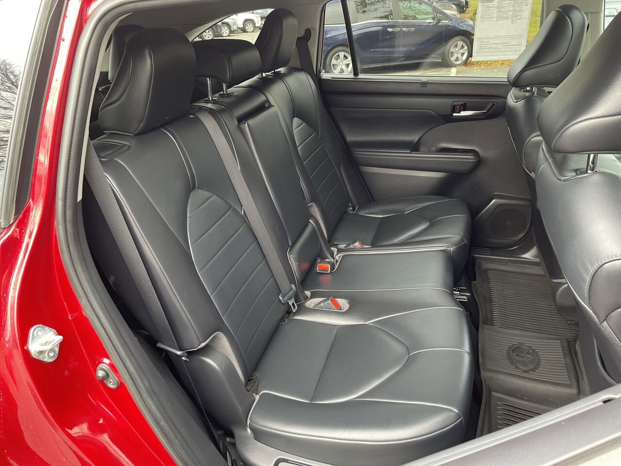 2021 Toyota Highlander XLE White River Junction VT