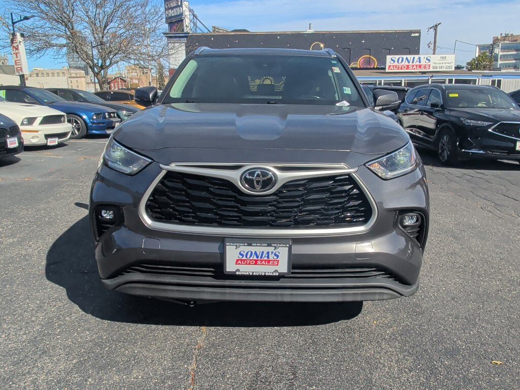 2021 Toyota Highlander XLE