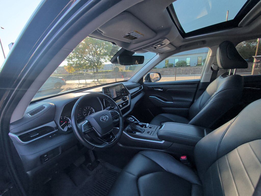 2021 Toyota Highlander XLE Worcester MA