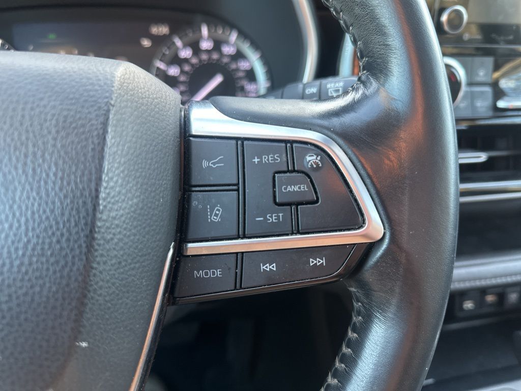 2021 Toyota Highlander XLE Worcester MA