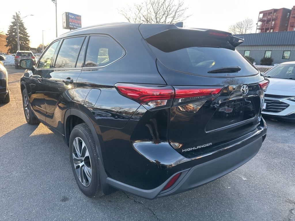 2021 Toyota Highlander XLE Worcester MA