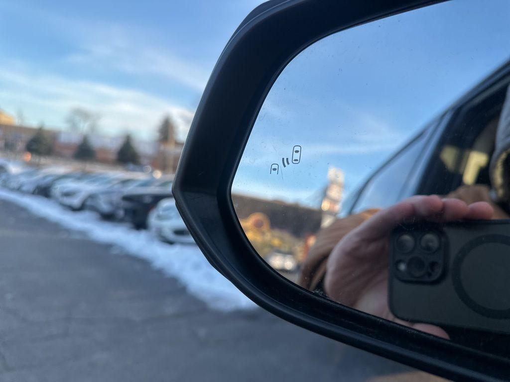 2021 Toyota Highlander XLE Worcester MA