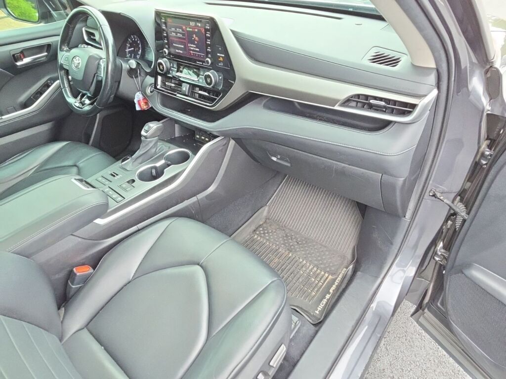 2021 Toyota Highlander XLE Richmond VA