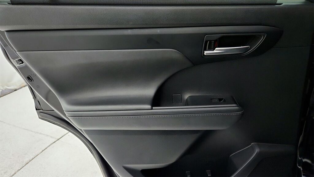 2021 Toyota Highlander XLE Laurel MD