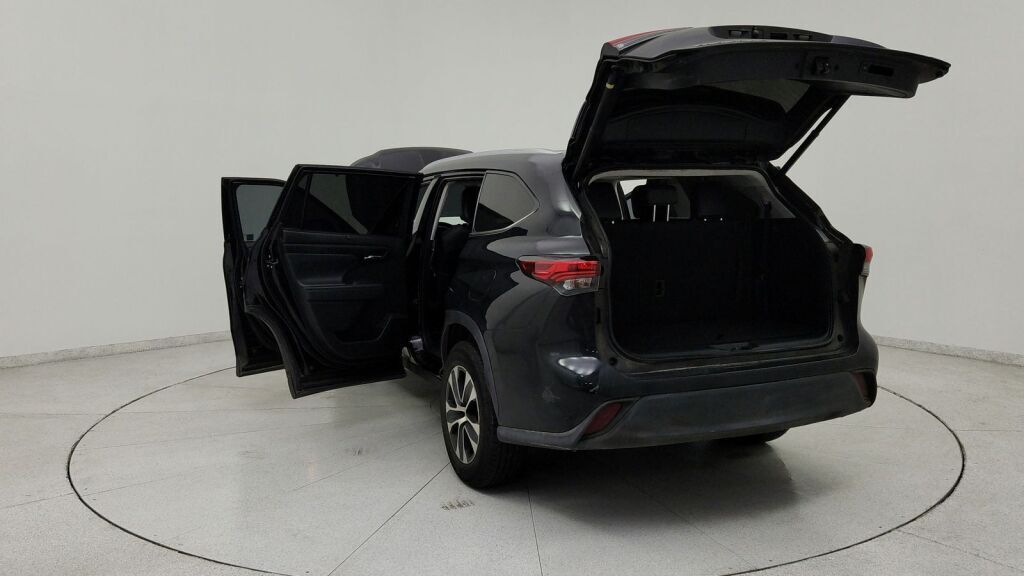 2021 Toyota Highlander XLE Laurel MD