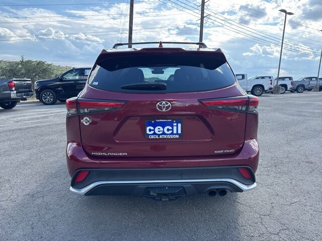2021 Toyota Highlander XSE  TX