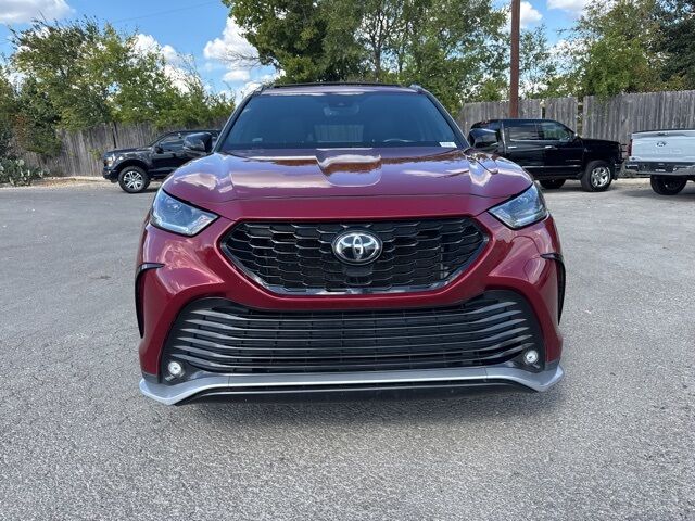 2021 Toyota Highlander XSE  TX