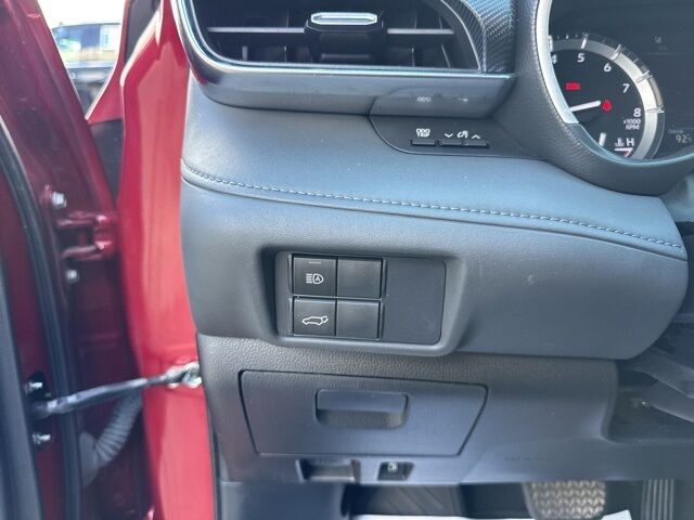 2021 Toyota Highlander XSE  TX
