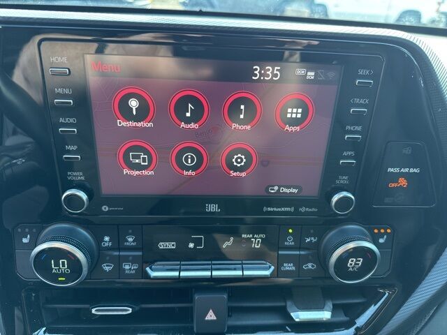 2021 Toyota Highlander XSE  TX