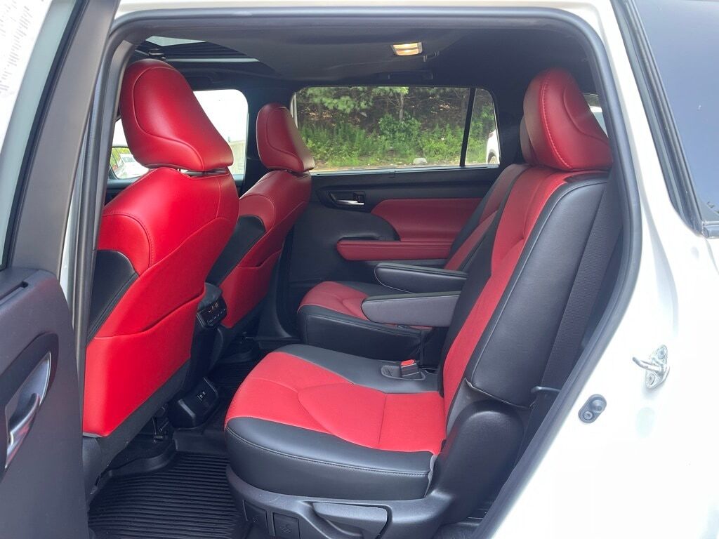 2021 Toyota Highlander XSE Orange MA