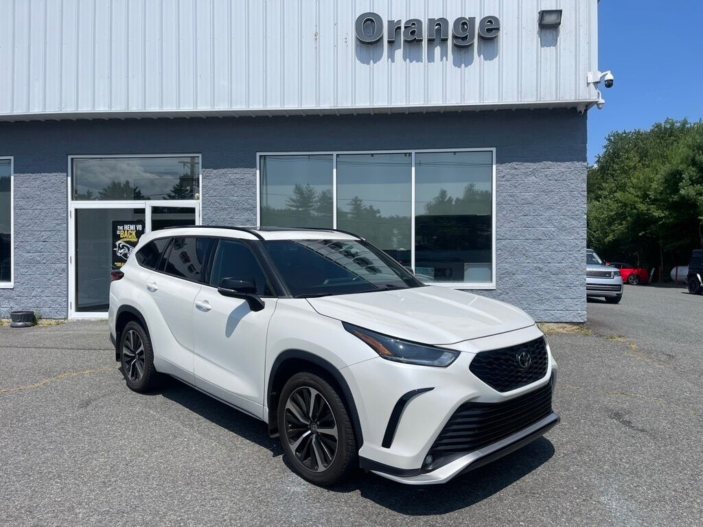 2021 Toyota Highlander XSE Orange MA