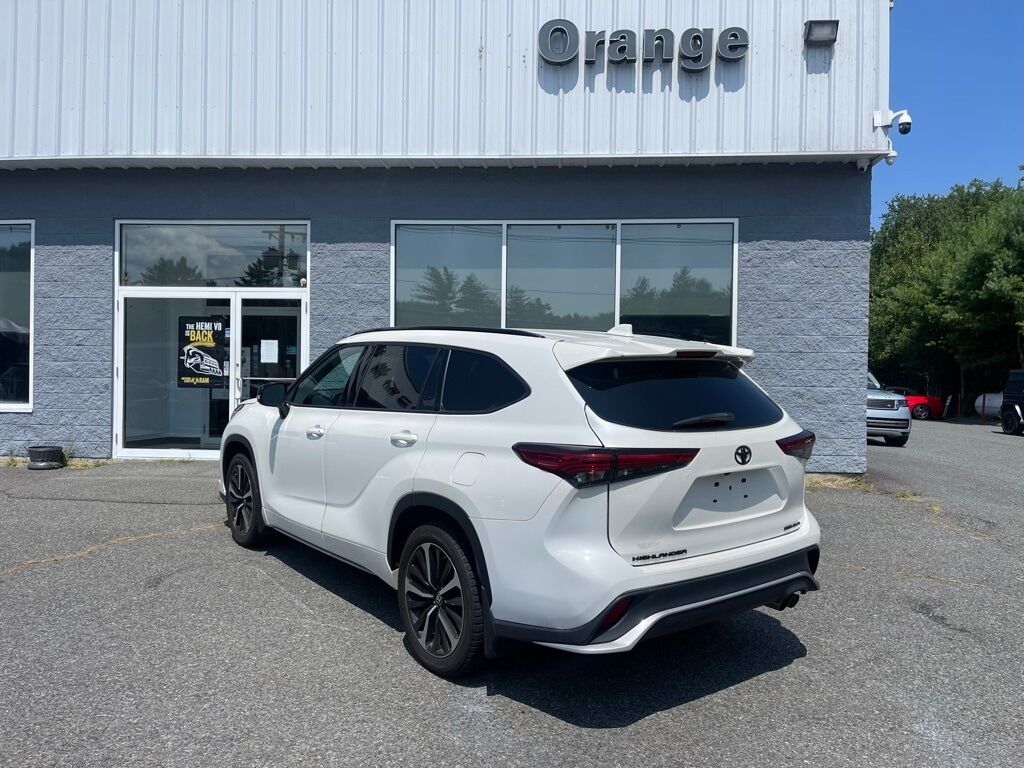 2021 Toyota Highlander XSE Orange MA