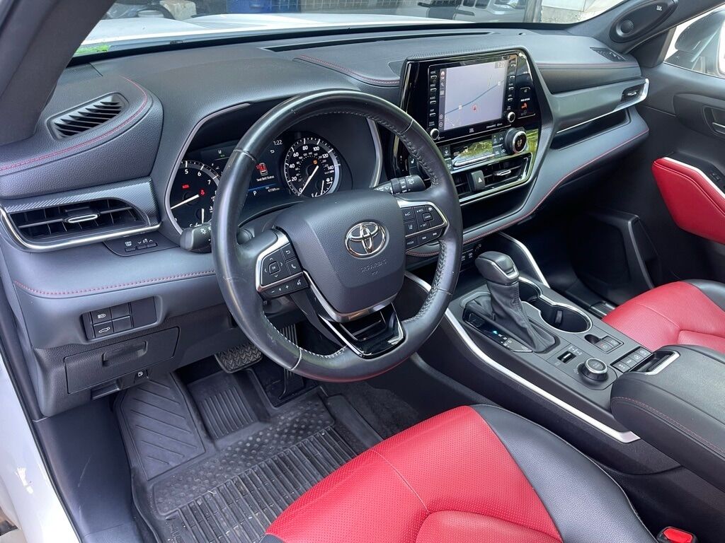 2021 Toyota Highlander XSE Orange MA