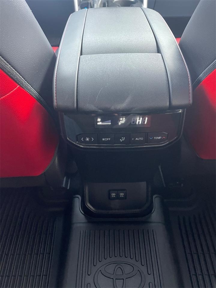 2021 Toyota Highlander XSE Orange MA