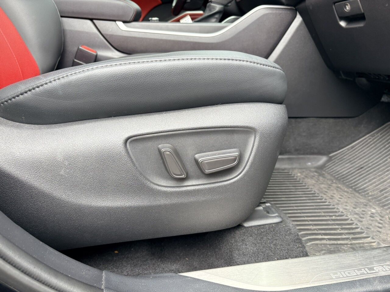 2021 Toyota Highlander XSE Fitchburg MA
