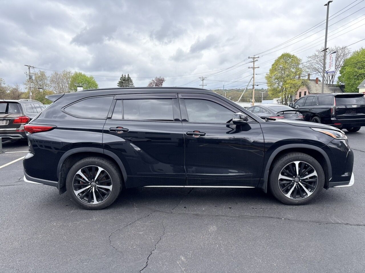 2021 Toyota Highlander XSE Fitchburg MA