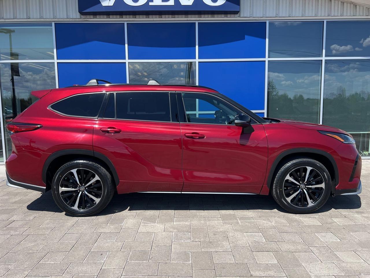 2021 Toyota Highlander XSE Bend OR