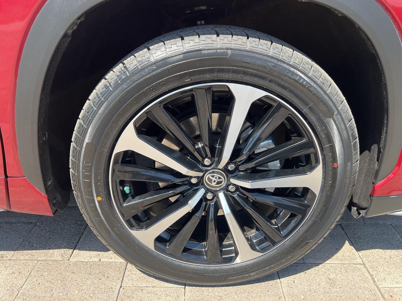 2021 Toyota Highlander XSE Bend OR