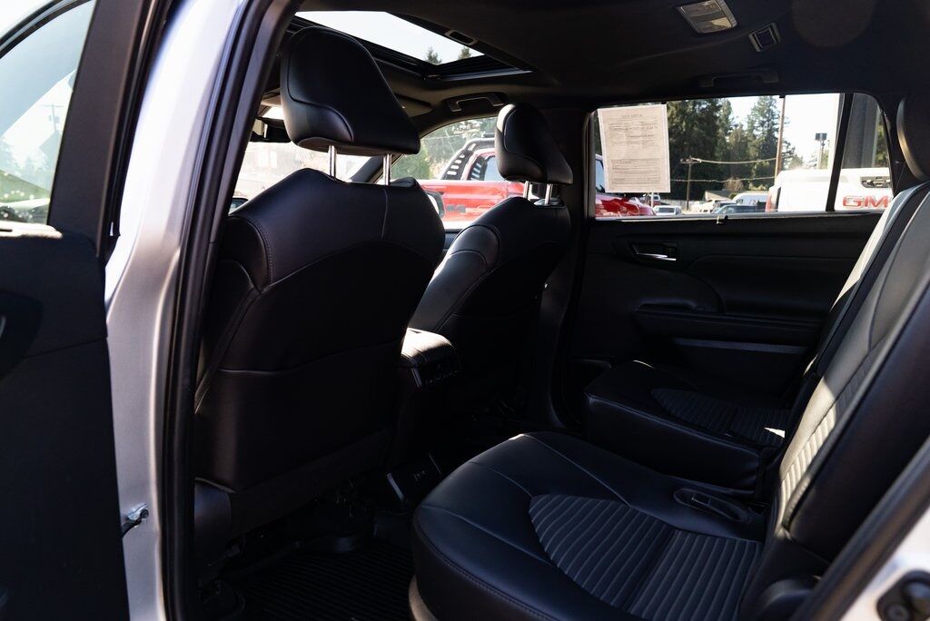 2021 Toyota Highlander XSE Milwaukie OR