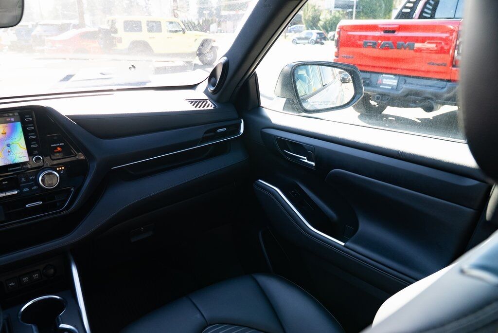 2021 Toyota Highlander XSE Milwaukie OR