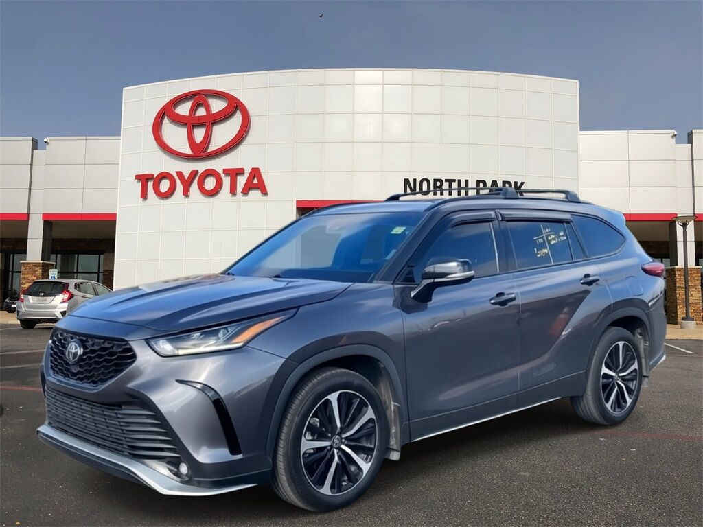 2021 Toyota Highlander XSE