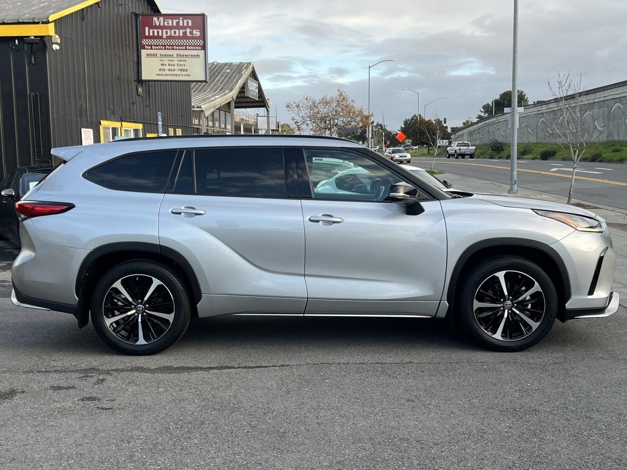 2021 Toyota Highlander XSE photo 4