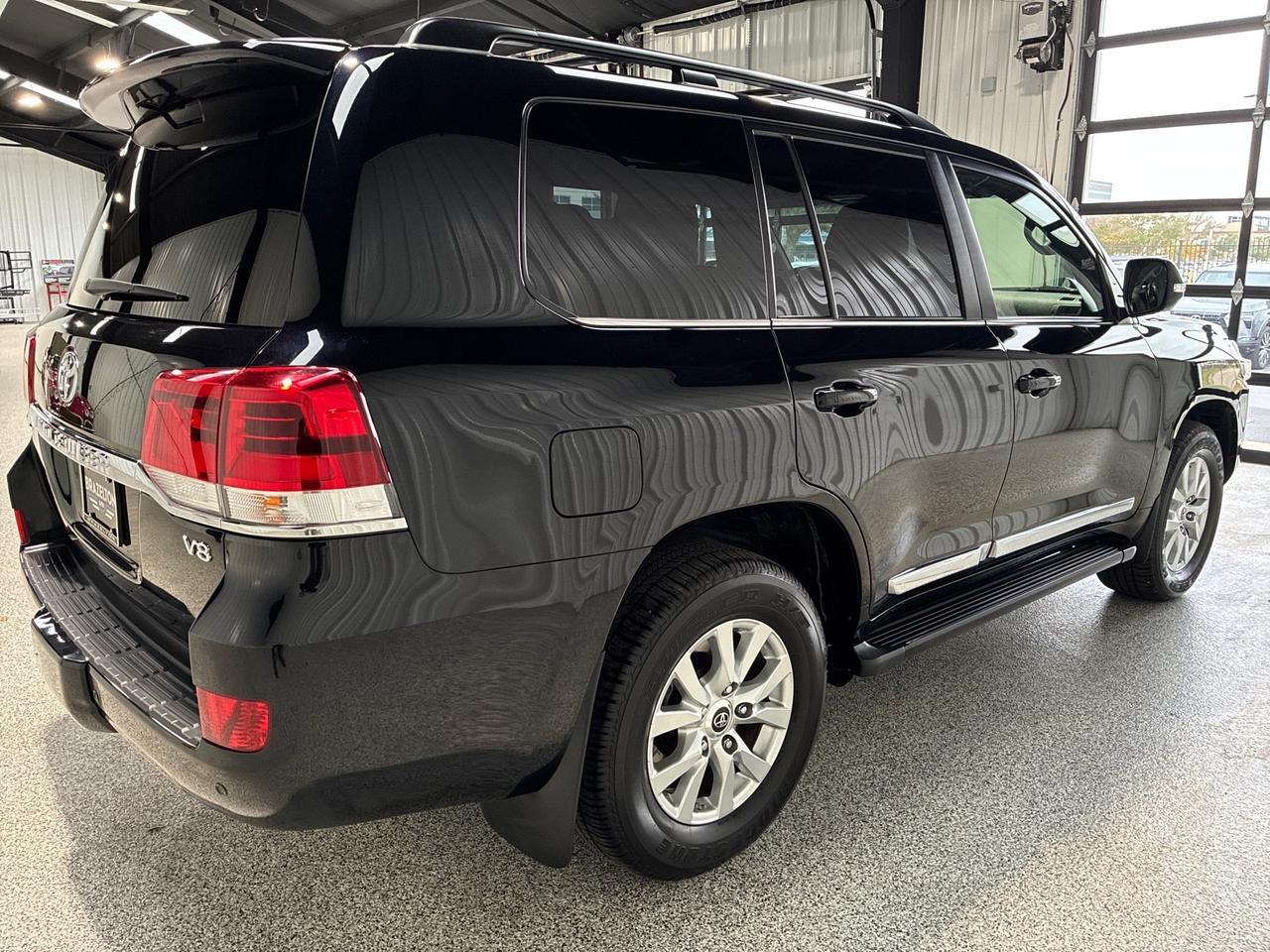 2021 Toyota Land Cruiser