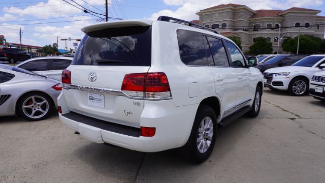 2021 Toyota Land Cruiser BASE Laredo TX
