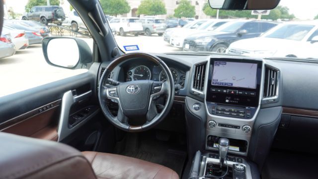 2021 Toyota Land Cruiser BASE Laredo TX