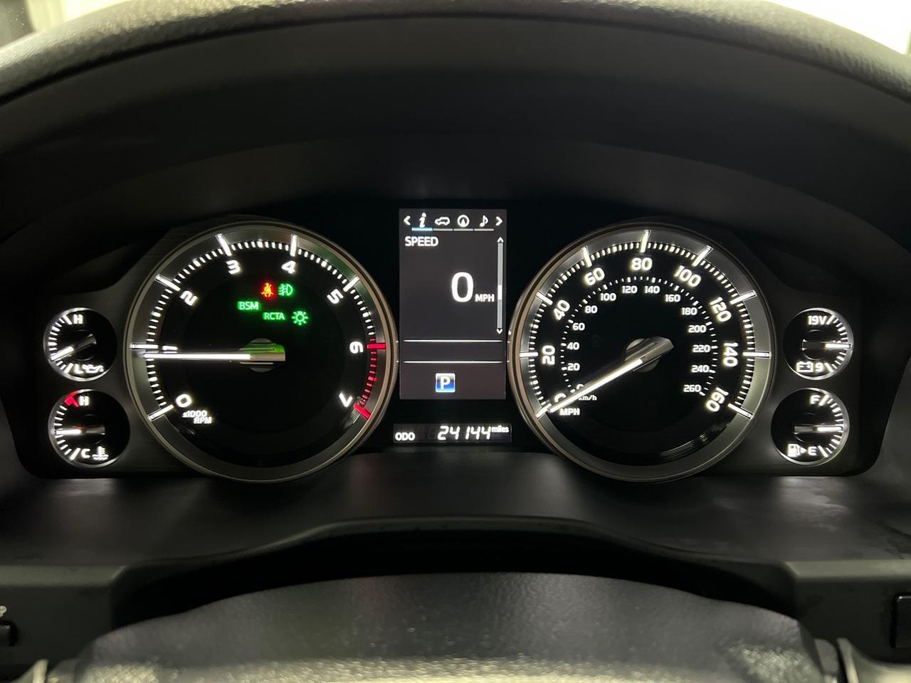 2021 Toyota Land Cruiser Heritage Edition, 3rd Row Seating, King Shock Lift, Total Chaos UCAs, Slee Offroad Sliders, Only 24k Miles Houston TX