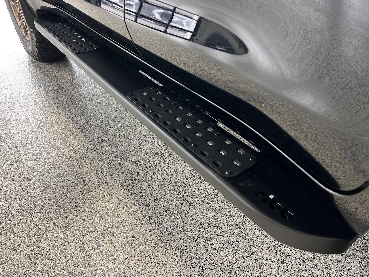 2021 Toyota Land Cruiser Heritage Edition, 3rd Row Seating, King Shock Lift, Total Chaos UCAs, Slee Offroad Sliders, Only 24k Miles Houston TX