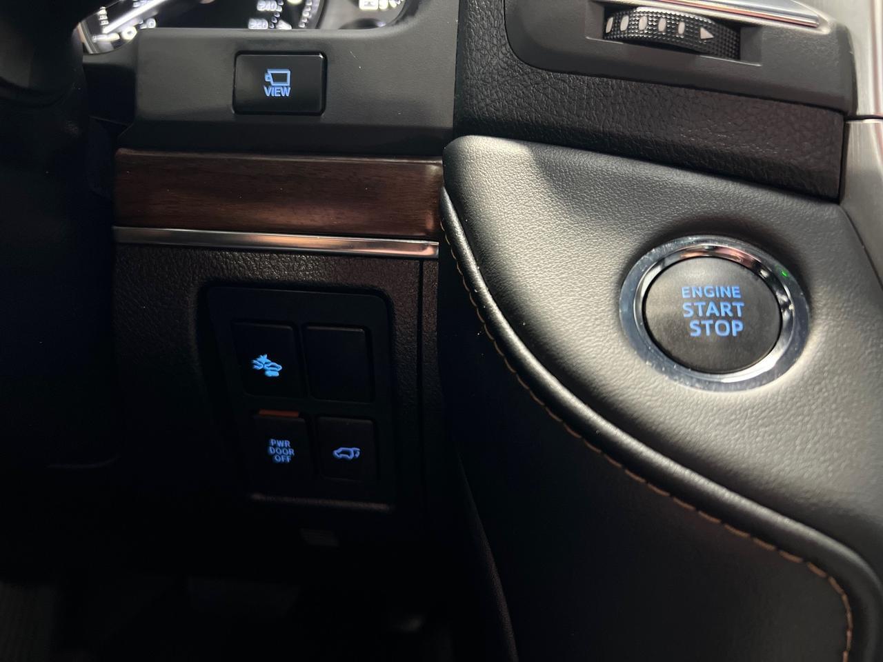 2021 Toyota Land Cruiser Heritage Edition, 3rd Row Seating, King Shock Lift, Total Chaos UCAs, Slee Offroad Sliders, Only 24k Miles Houston TX