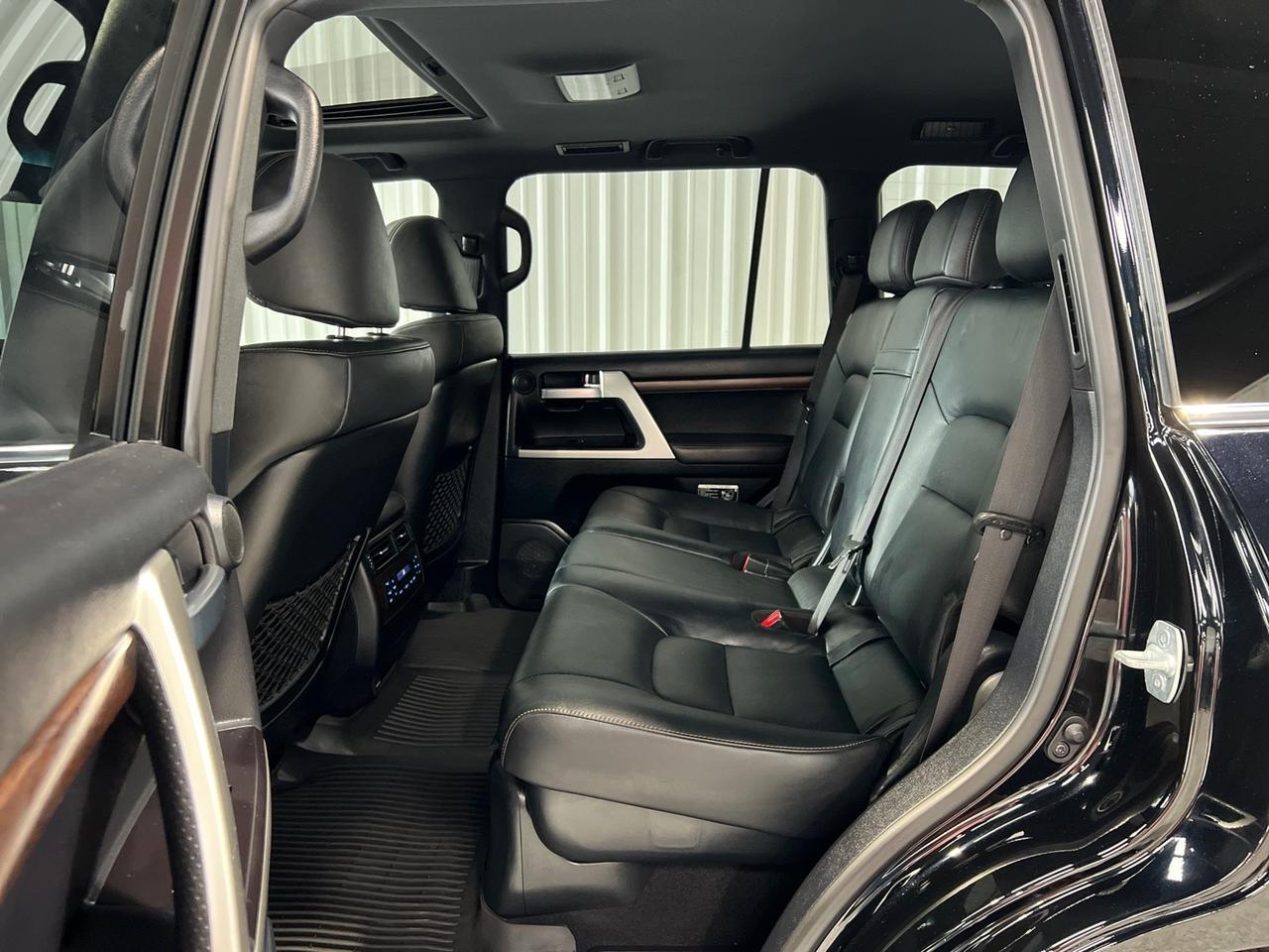 2021 Toyota Land Cruiser Heritage Edition, 3rd Row Seating, King Shock Lift, Total Chaos UCAs, Slee Offroad Sliders, Only 24k Miles Houston TX