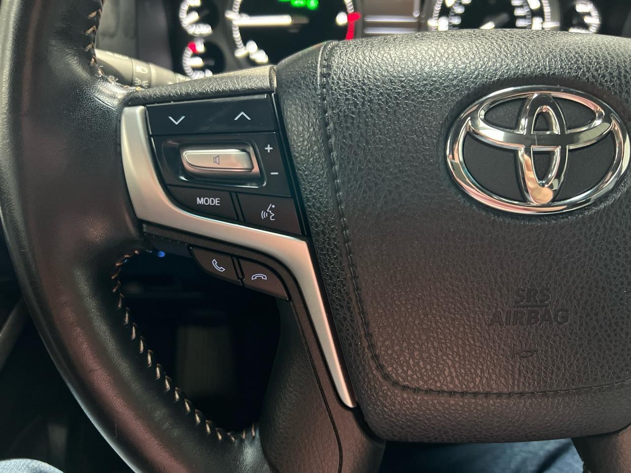 2021 Toyota Land Cruiser Heritage Edition, 3rd Row Seating, King Shock Lift, Total Chaos UCAs, Slee Offroad Sliders, Only 24k Miles Houston TX