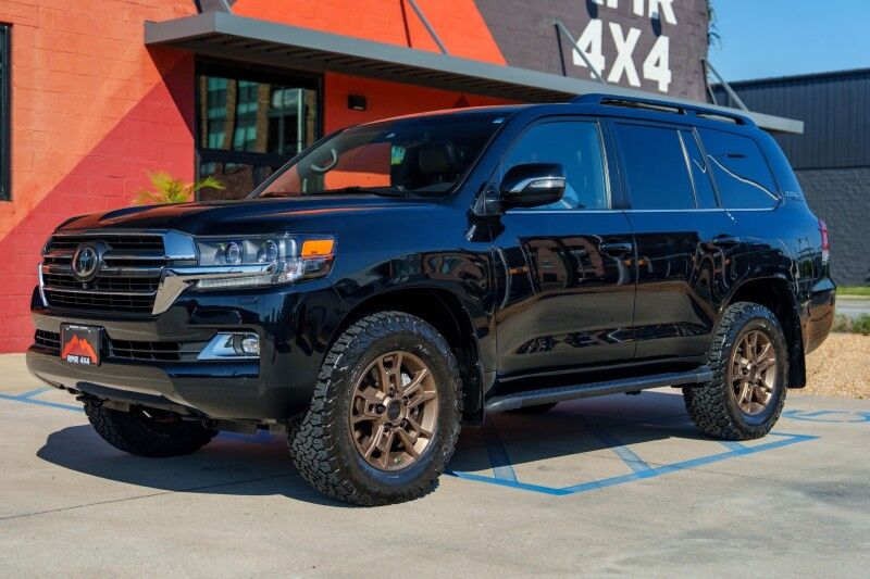 2021 Toyota Land Cruiser Heritage Edition