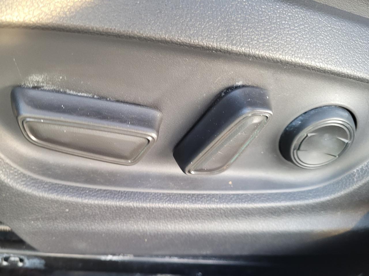 2021 Toyota PRIUS PRIME LIMITED Vacaville CA