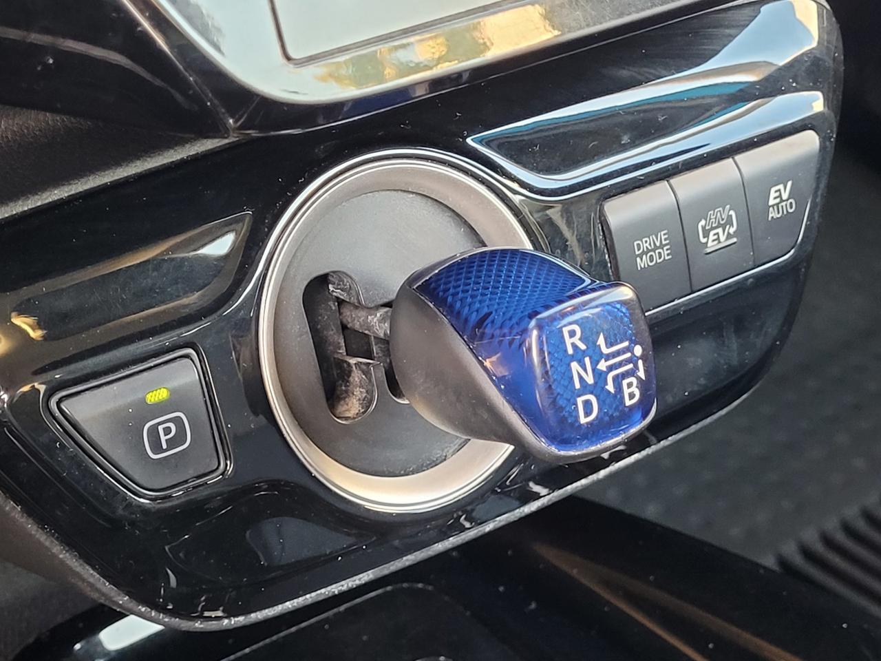 2021 Toyota PRIUS PRIME LIMITED Vacaville CA