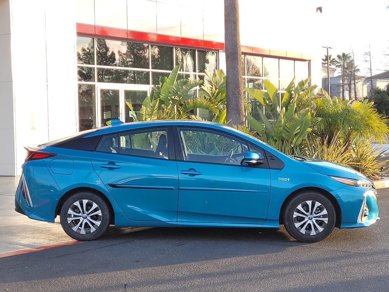 2021 Toyota PRIUS PRIME LIMITED Vacaville CA