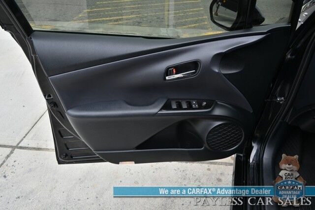 2021 Toyota Prius L Eco Hybrid / Power Mirrors, Windows & Locks / Forward Collision & Lane Departure Alert / Bluetooth / Backup Camera / Cruise Control / Keyless Entry & Start / LED Headlights / 58 MPG / 1-Owner Anchorage AK