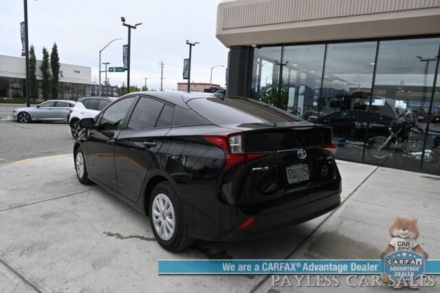 2021 Toyota Prius L Eco Hybrid / Power Mirrors, Windows & Locks / Forward Collision & Lane Departure Alert / Bluetooth / Backup Camera / Cruise Control / Keyless Entry & Start / LED Headlights / 58 MPG / 1-Owner Anchorage AK