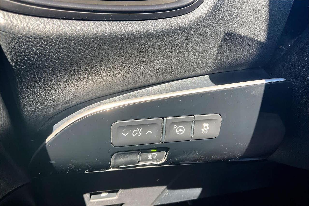 2021 Toyota Prius LE Folsom CA