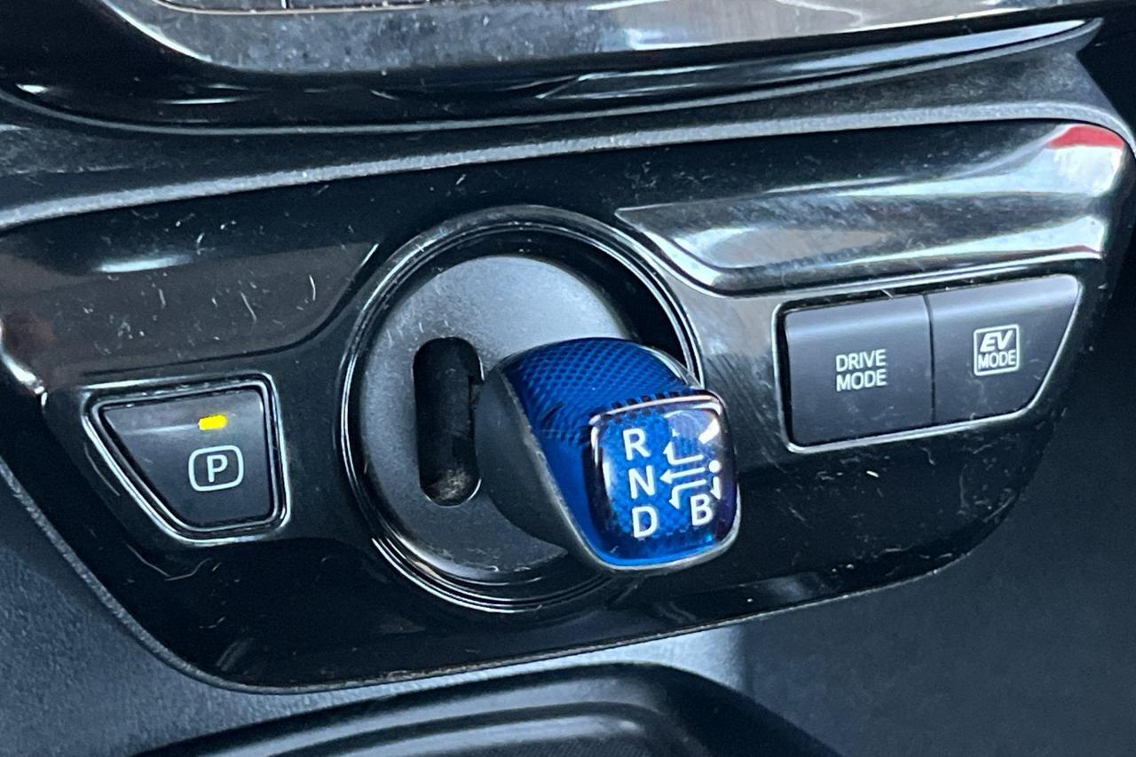 2021 Toyota Prius LE Roseville CA