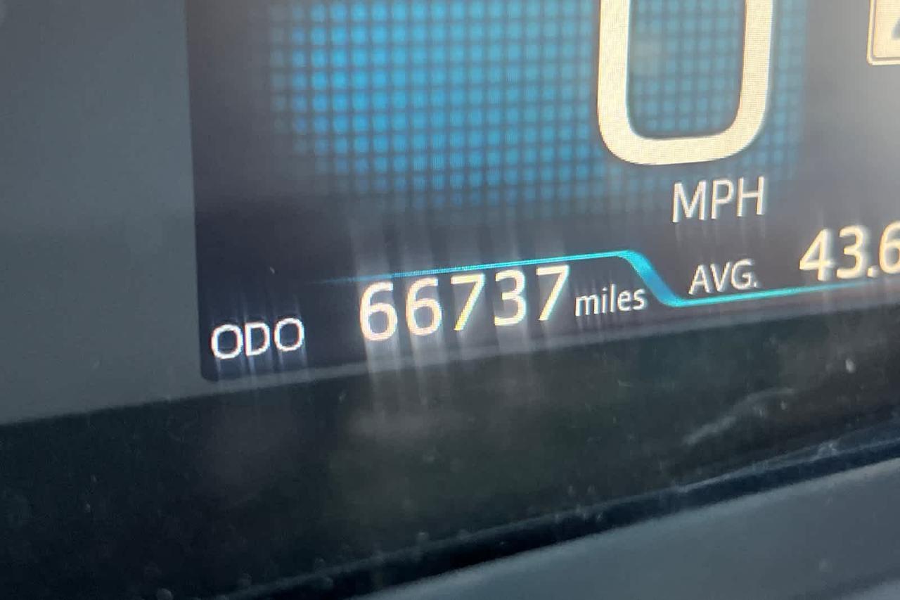 2021 Toyota Prius LE Roseville CA