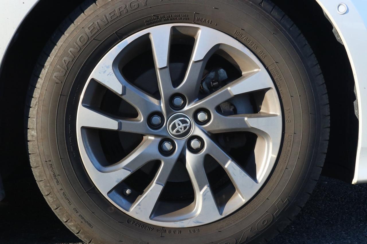 2021 Toyota Prius Limited Fredericksburg VA