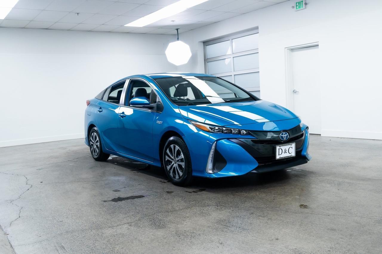 2021 Toyota Prius Prime LE 1 Owner Heated Seats Back-Up Camera Portland OR