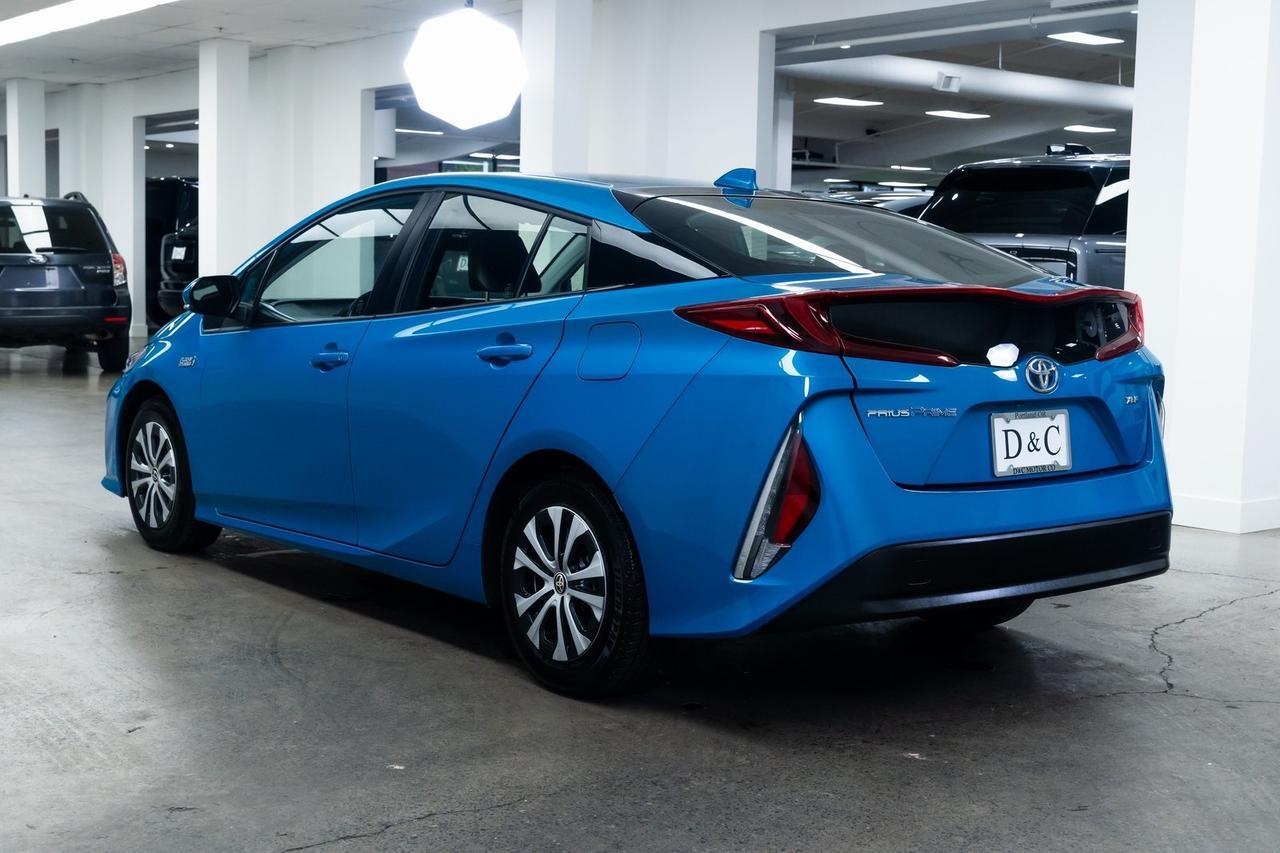 2021 Toyota Prius Prime LE 1 Owner Heated Seats Back-Up Camera Portland OR