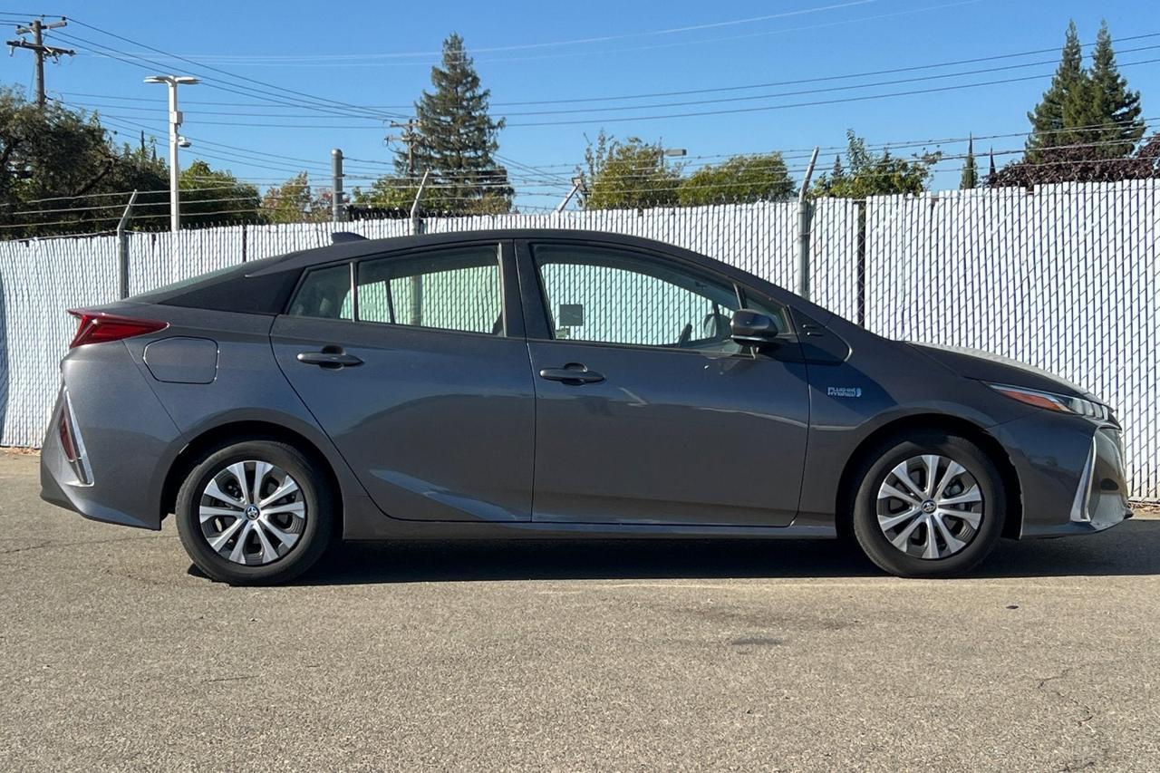 2021 Toyota Prius Prime LE Roseville CA