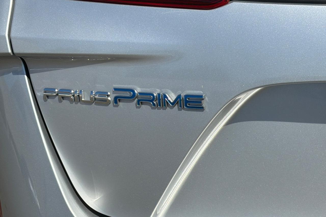 2021 Toyota Prius Prime LE Roseville CA