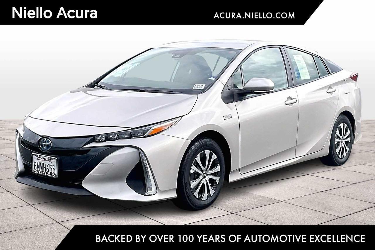 2021 Toyota Prius Prime LE